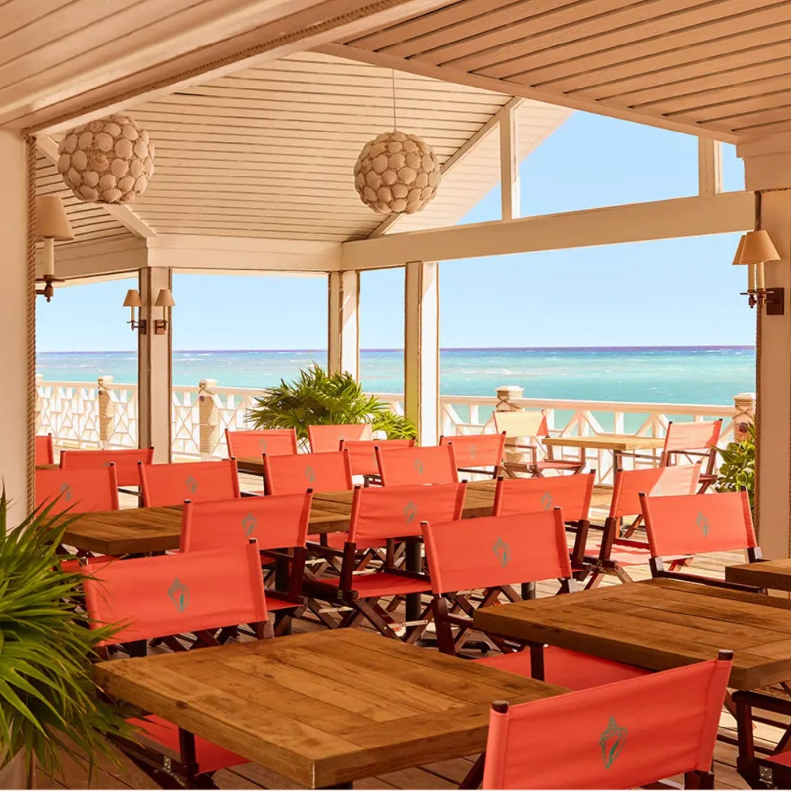 36 Hours in Harbour Island, Bahamas - Experiences Edition